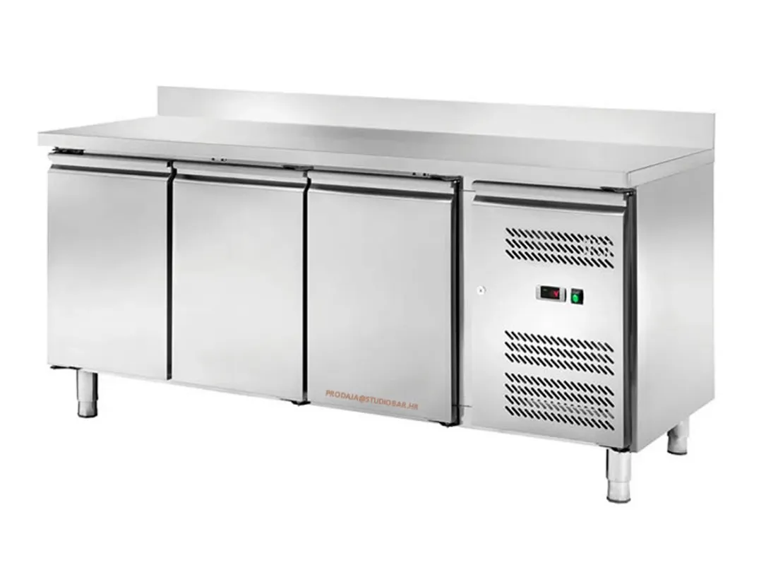 PROFESIONALNI RASHLADNI PULT AK3204TN AKCIJA